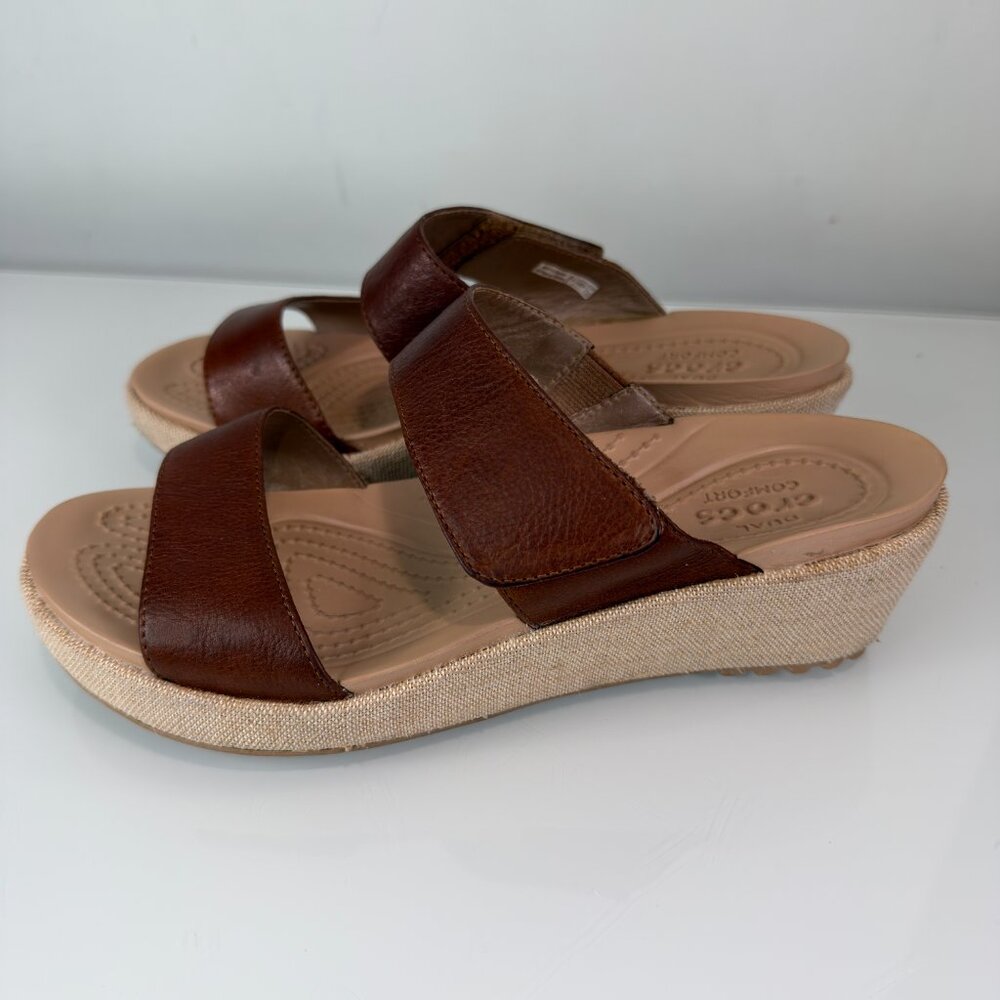 Crocs A-Leigh 2-Strap Mini Wedge Sandal Womens Size 8 - Picture 13 of 14